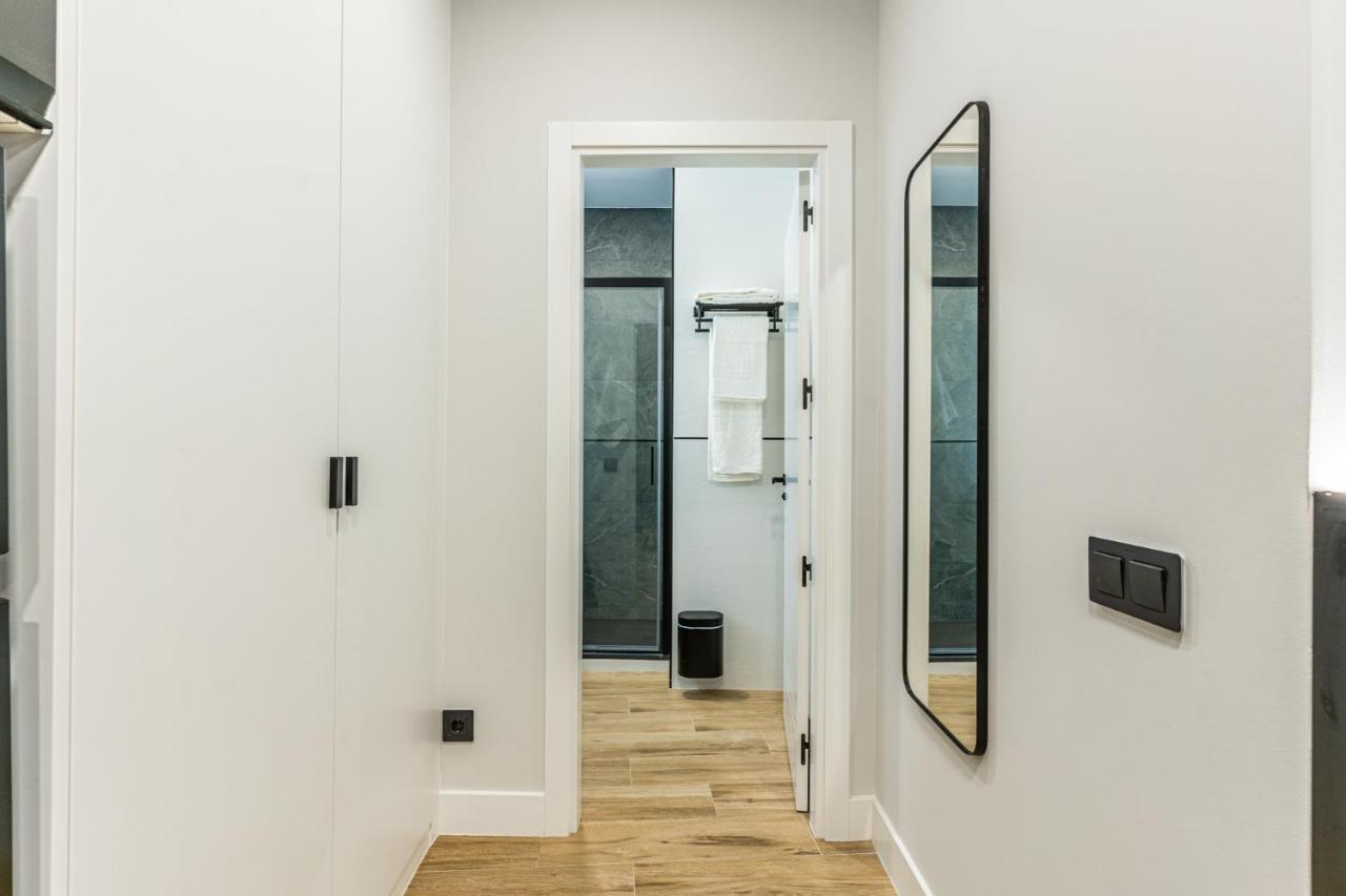 Vr Latina Apartments Madrid Eksteriør bilde