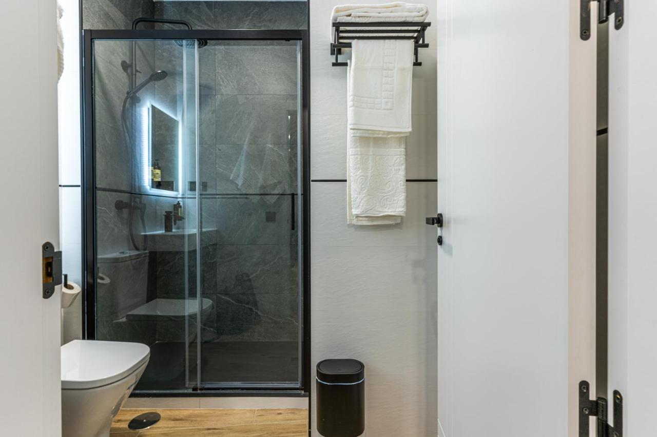 Vr Latina Apartments Madrid Eksteriør bilde