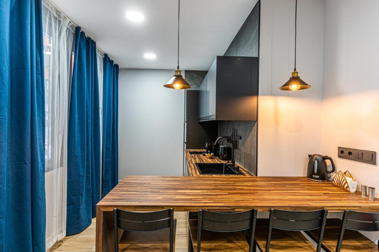 Vr Latina Apartments Madrid Eksteriør bilde