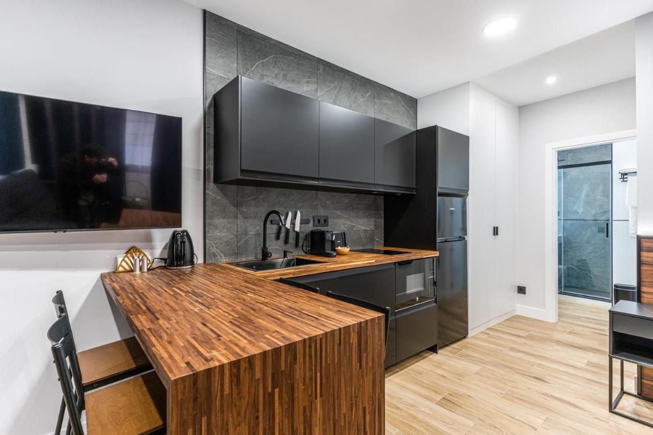 Vr Latina Apartments Madrid Eksteriør bilde